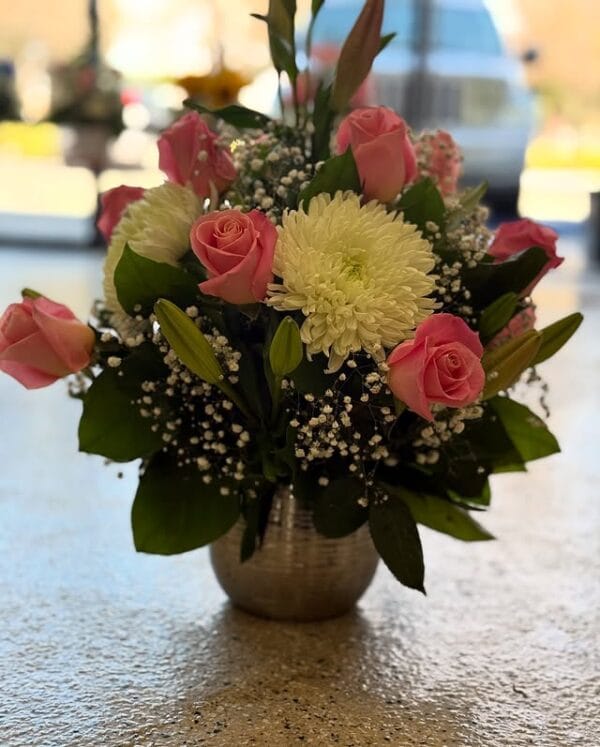 Tender Elegance Centerpiece